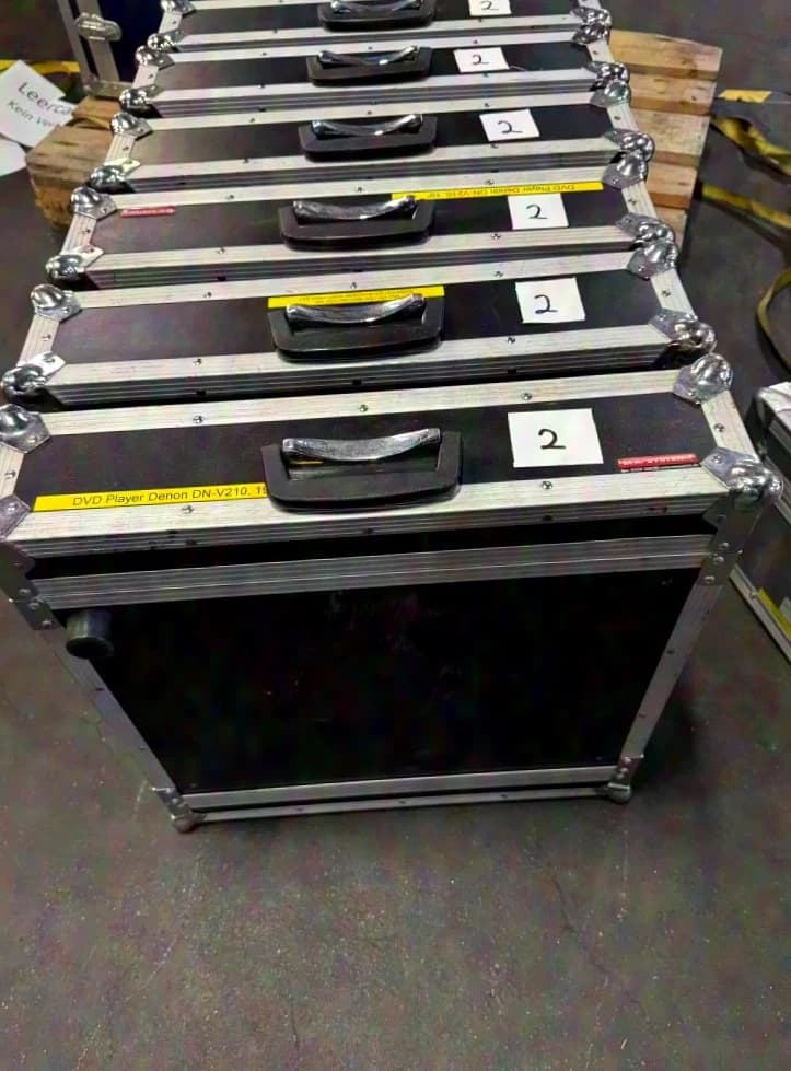 Set of 2 Case Racks, 2 HE