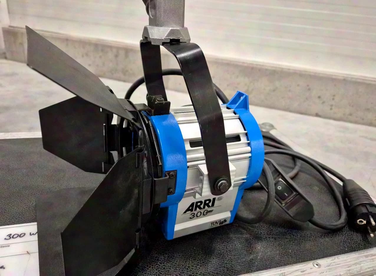 ARRI 300 Plus