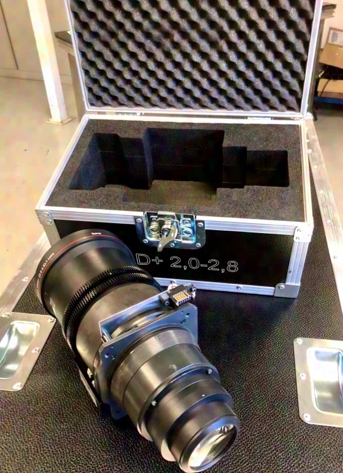 BARCO TLD+ Lens