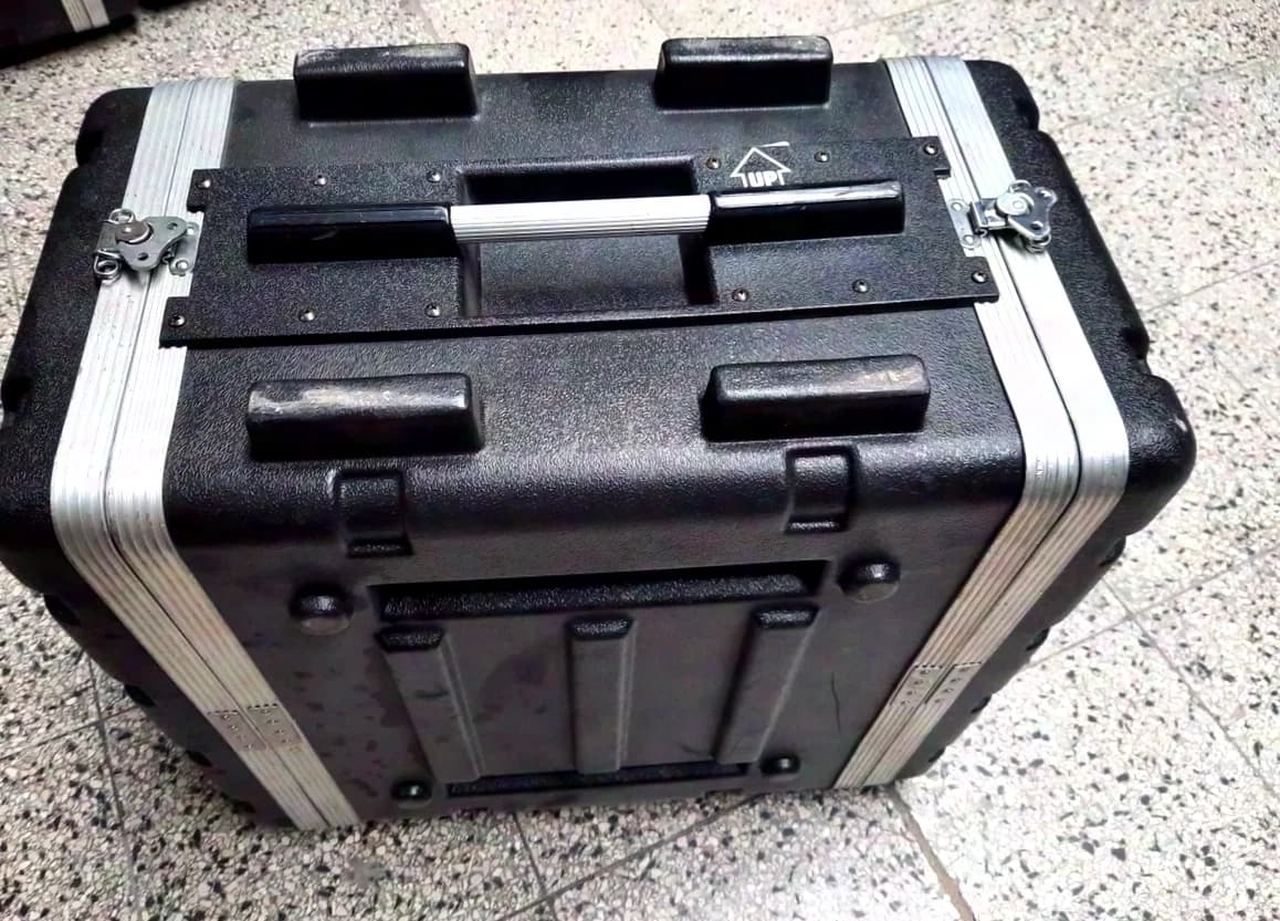 Case 1.9 hard shell