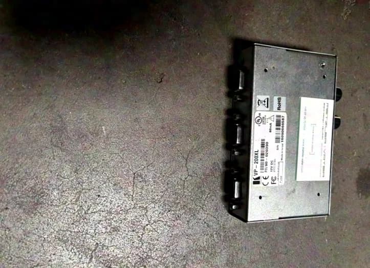 Kramer VP-200XL - 1:2 VGA