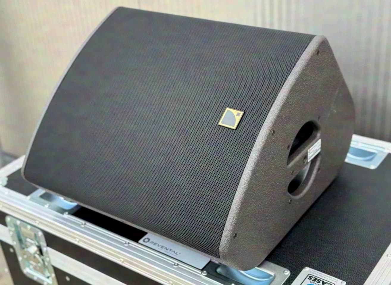 L-Acoustics X12 Monitor