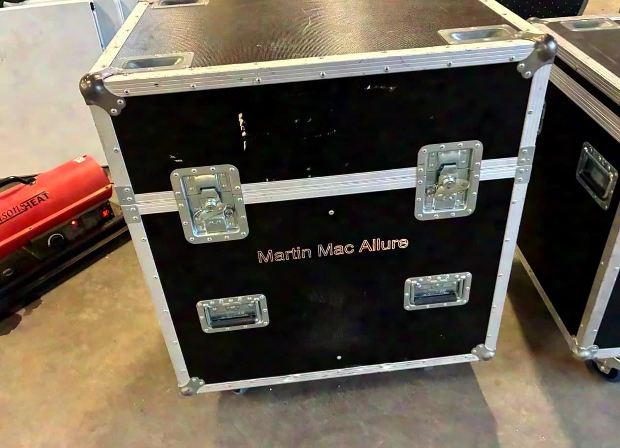 Martin Mac Allure Profile