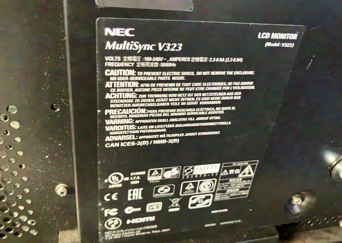 NEC Multisync V323