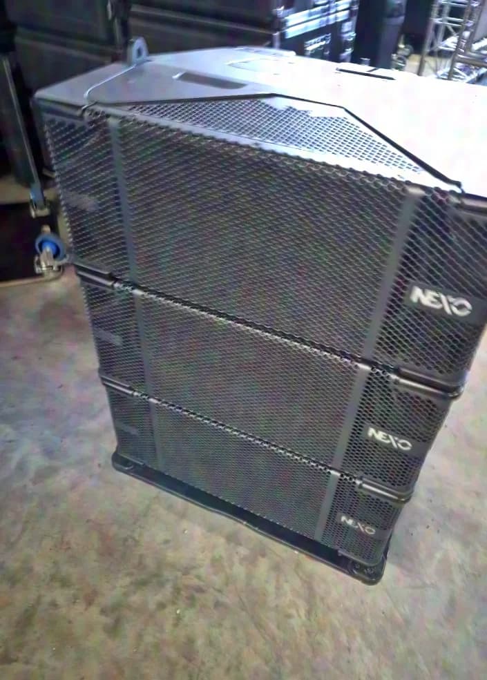 NEXO STM M28 Line array