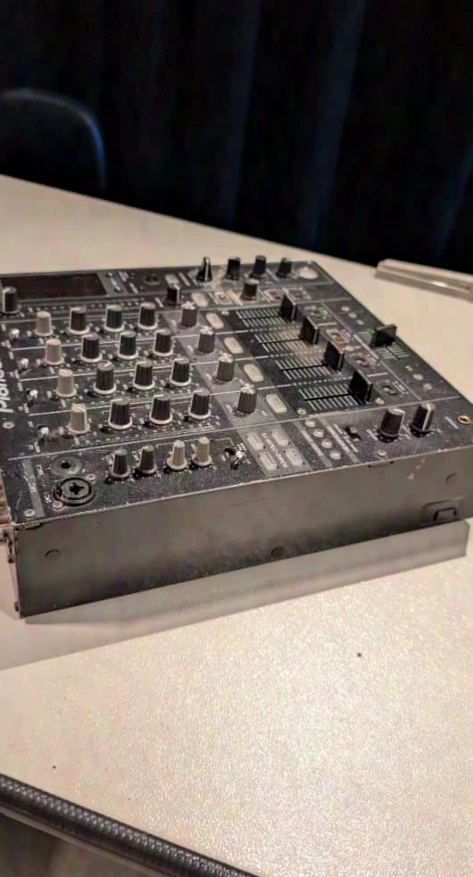 Pioneer DJM-800