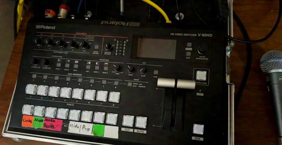 Roland V-60Hd