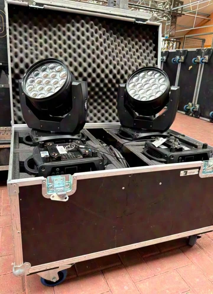 SET - Eurolite LED THM-X4