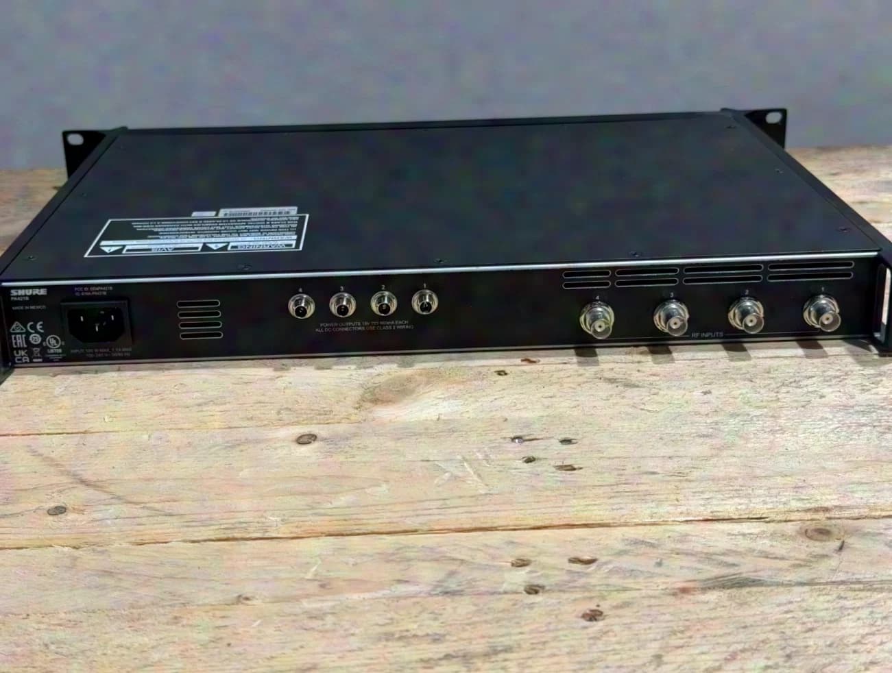 Shure PA421B Active Combiner