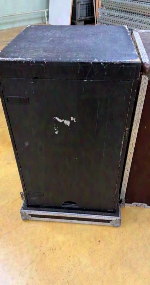 Empty siderack hood case 20HE