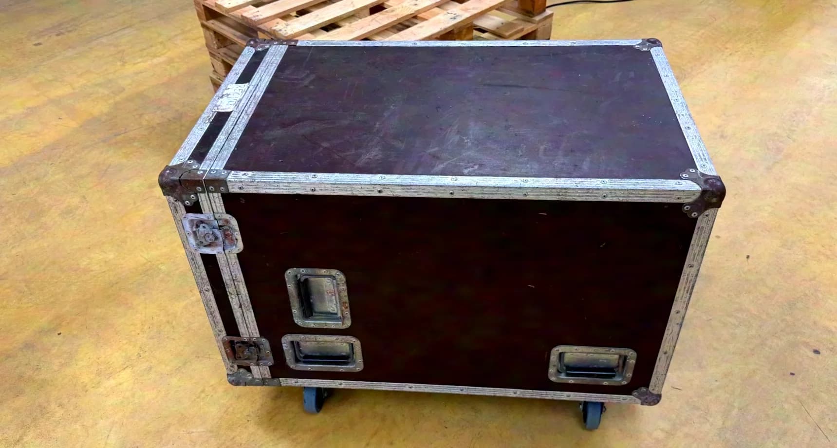 Empty siderack hood case 20HE