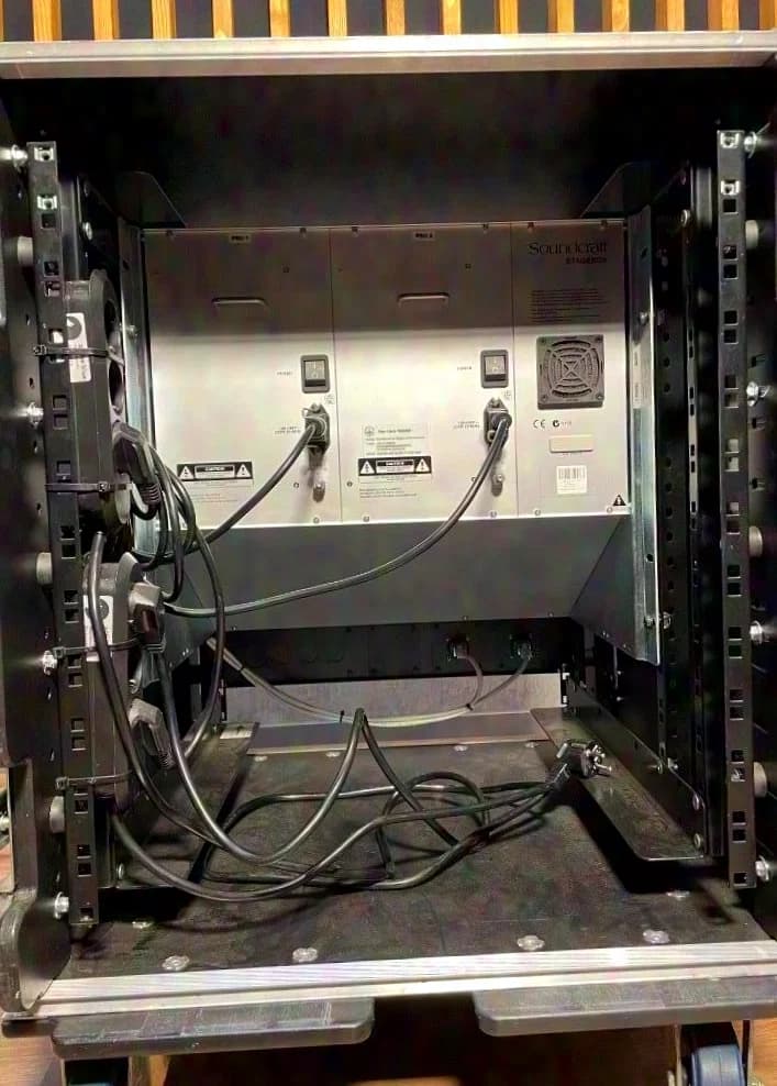 Soundcraft Vi400 System