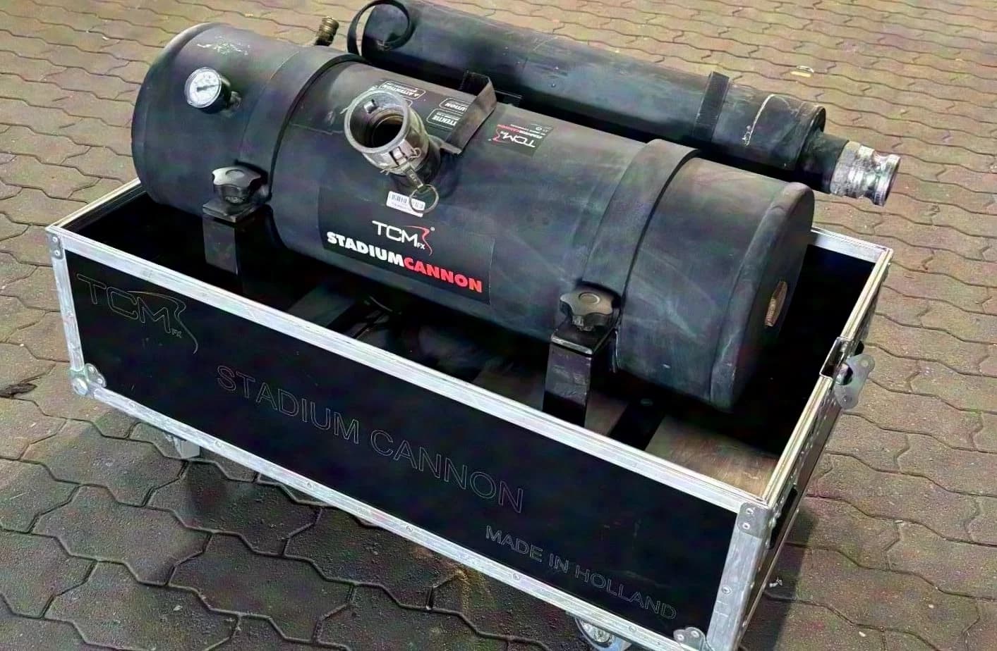 TCM Stadion Cannon2