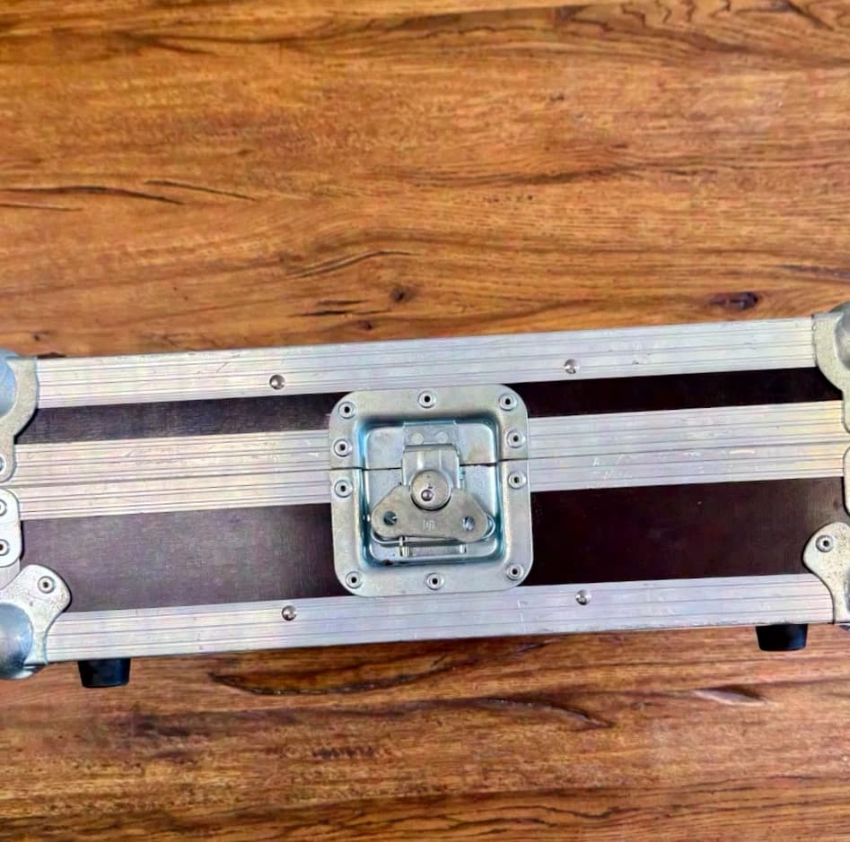 Thon Case DJM