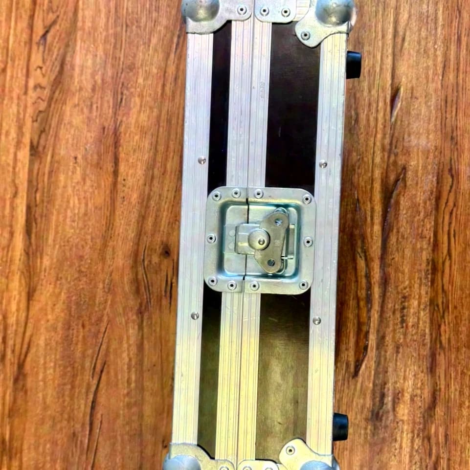 Thon Case DJM
