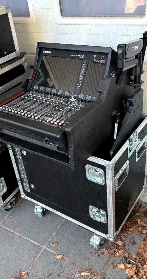 YAMAHA DM7c