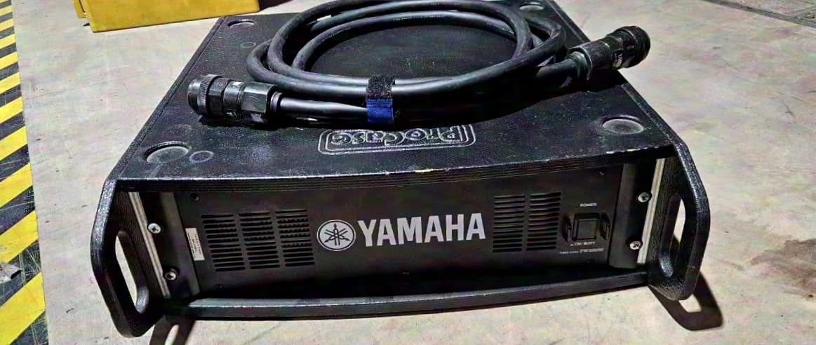 YAMAHA PW800W