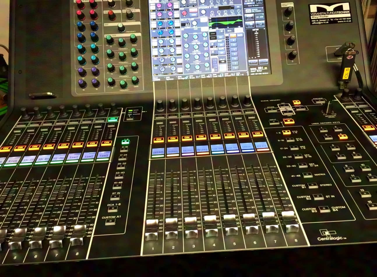 Yamaha CL1