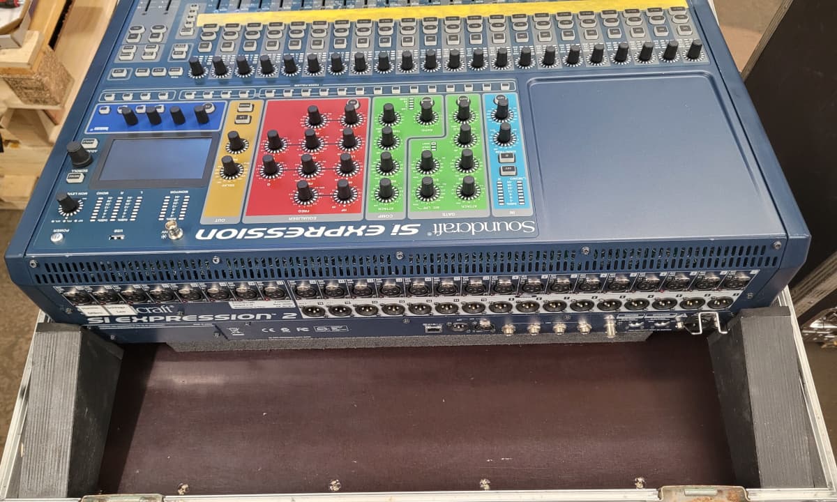 Soundcraft SI Expression 2 digital Mixingdesk