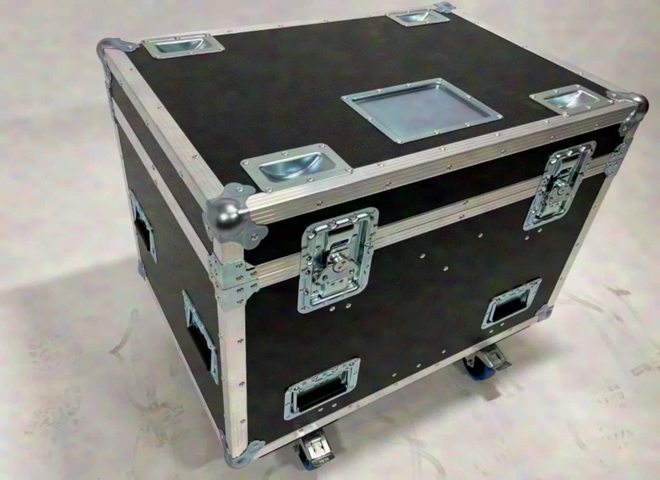 #04 - SDF Case for 3x Elation KL Panel