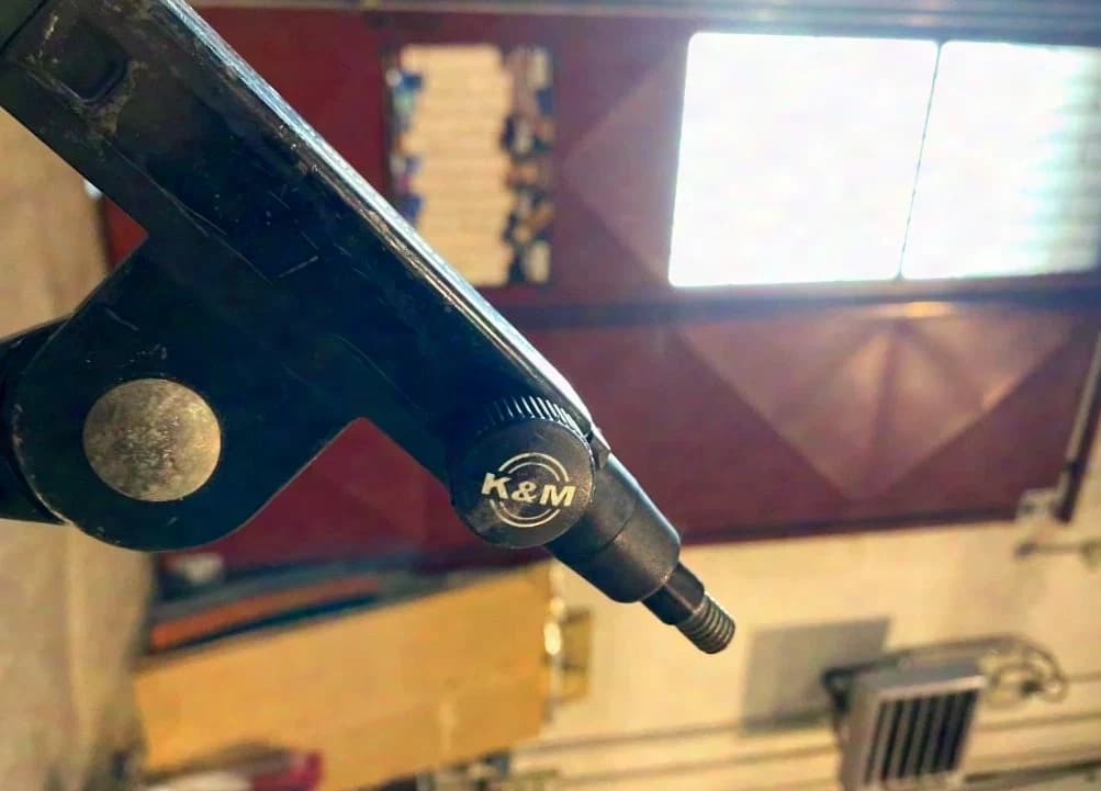 05 / 10 K&M 210/8