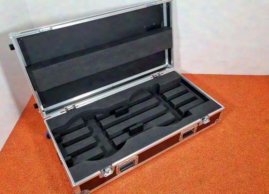 123customized Flightcase Trolley for 4× K&M Roundbase stands (Type 26735)