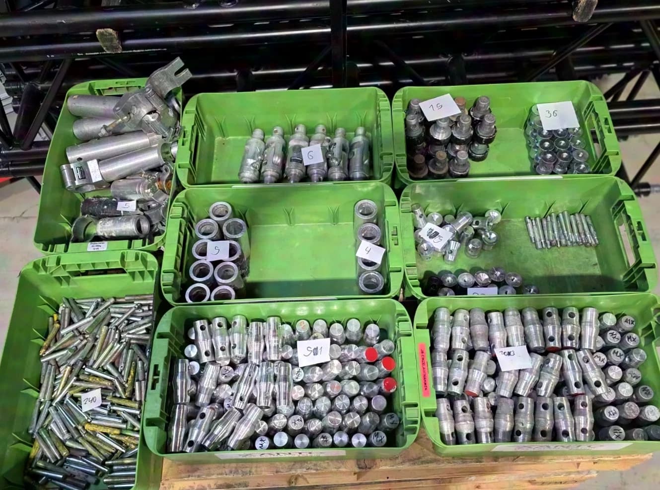 #205 Globaltruss/Eurotruss Pins, Conical Connectors, Half Cones, Cotter Pins, Spacers, Kink Elements
