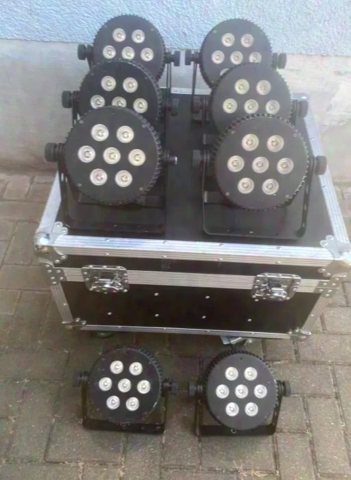 2 Sets BoomTone DJ -SilentPAR 7X10W 5IN1 incl. Case