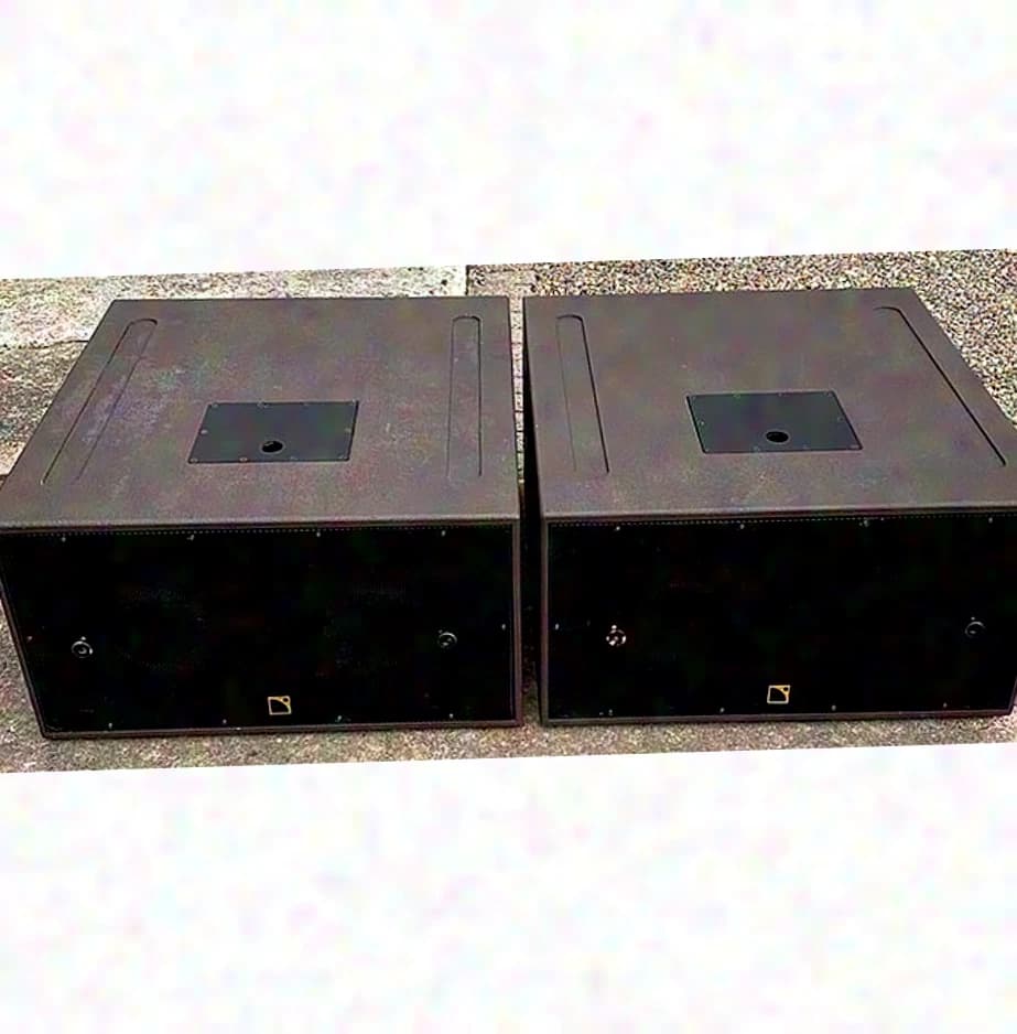 2x L-Acoustics SB118 Subwoofers incl. Flightcase