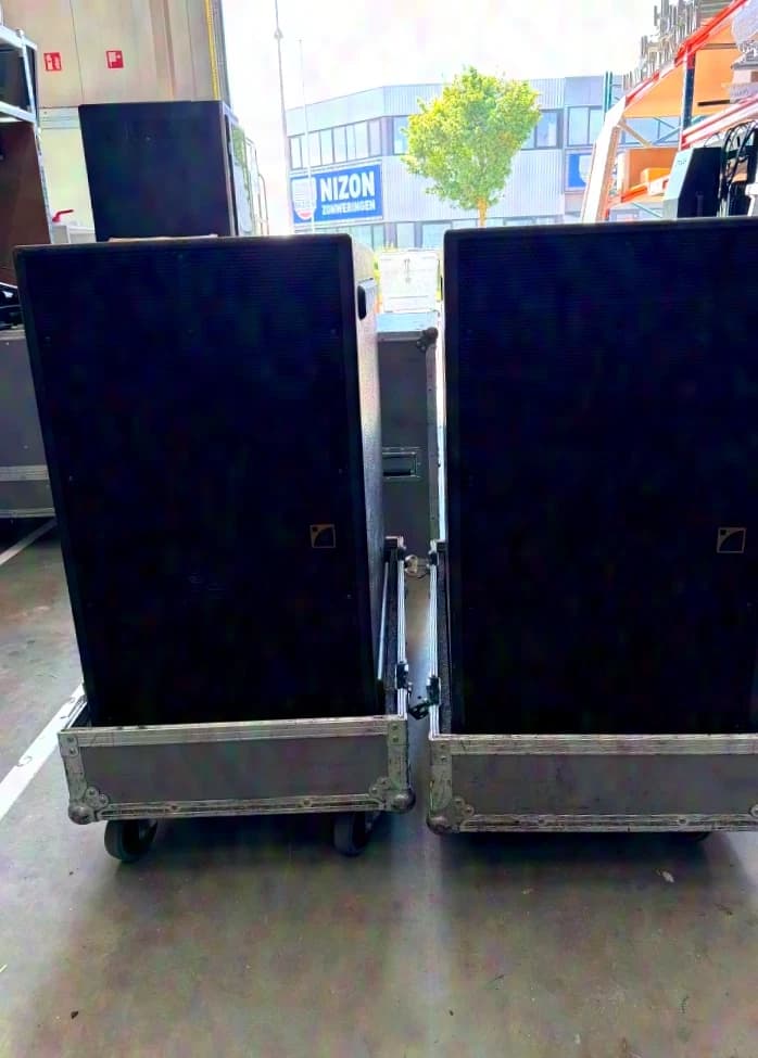 2x L-Acoustics SB118 Subwoofers incl. Flightcase