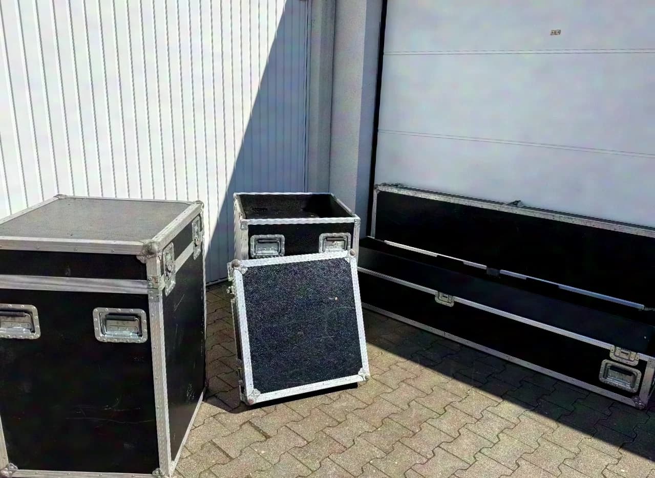 3 Cases + Console by TARM - Show Control Console / DJ Stand