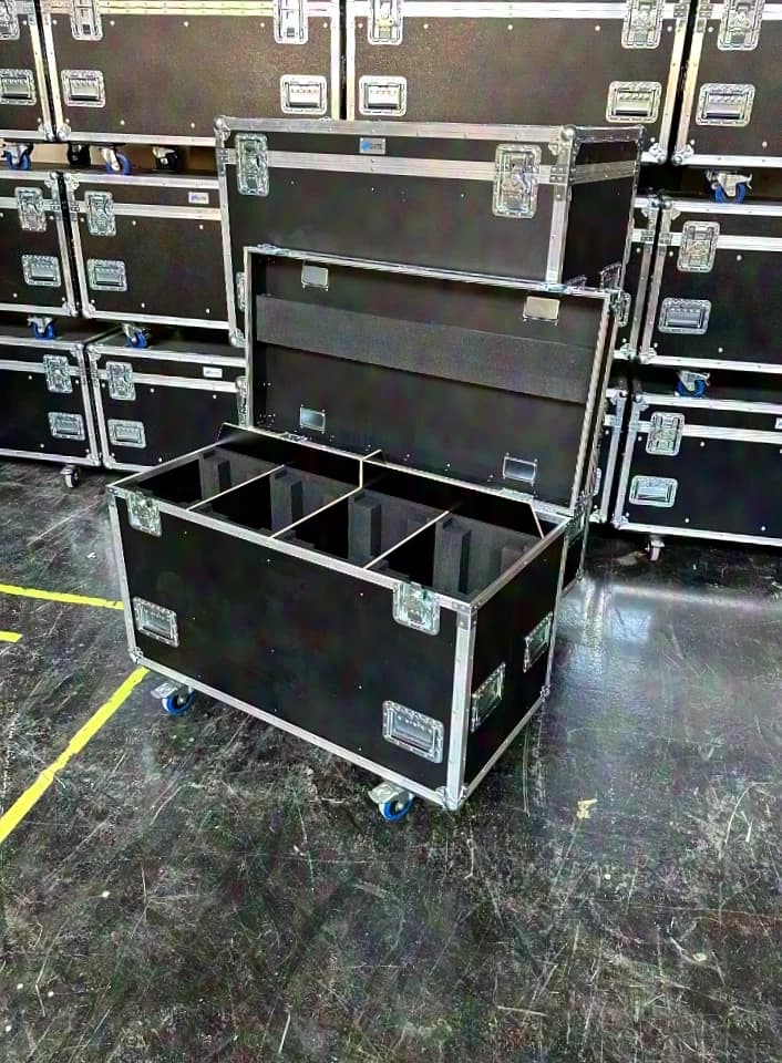 3 GT-Case trunk cases for 4 x Cameo AZOR S2