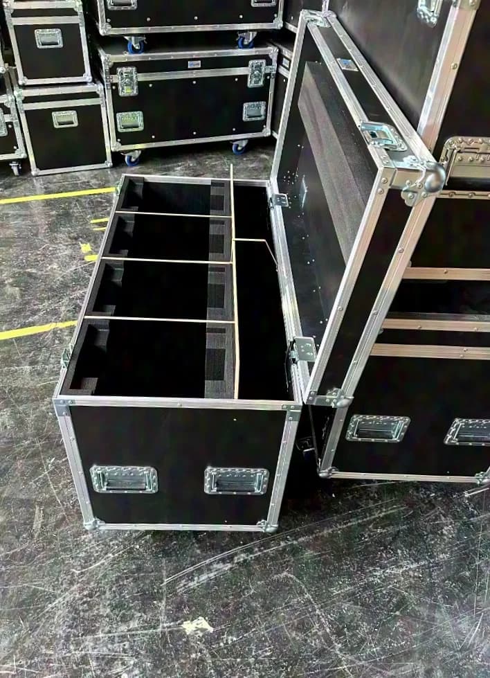 3 GT-Case trunk cases for 4 x Cameo AZOR S2
