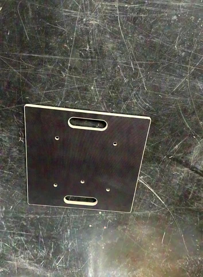 44 GT-Stage truss base plates in various sizes
