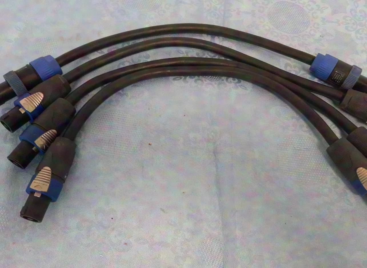 4 pcs. Speaker cables Neutrik 4x2,5qmm AH 0,4m