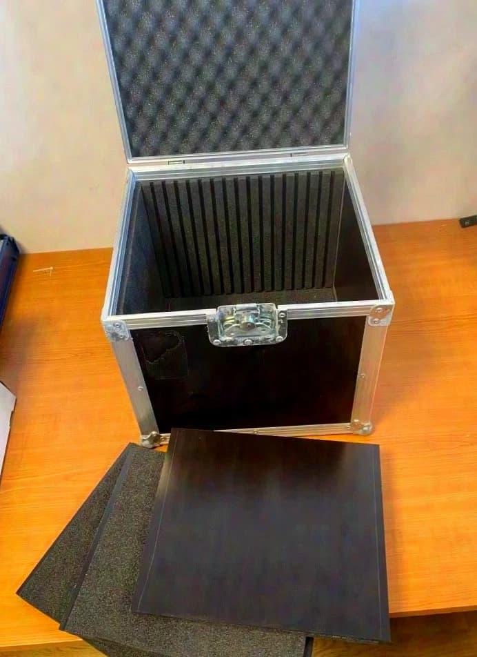 #516 Case 380 x 365 x 355 black with variable dividers