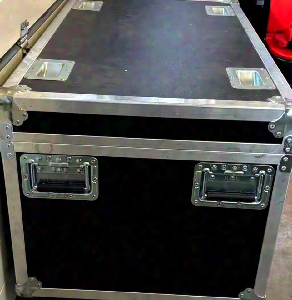 #627 Case 1010x610x670 (LBH) Black