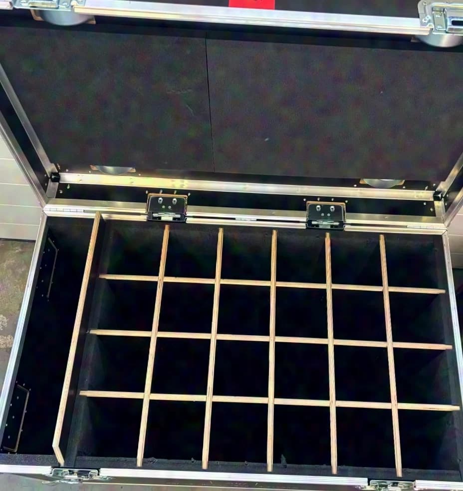 #627 Case 1010x610x670 (LBH) Black