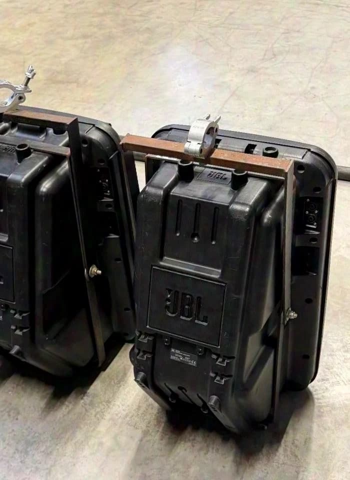 8X JBL Eon 1500 speakers with accessories