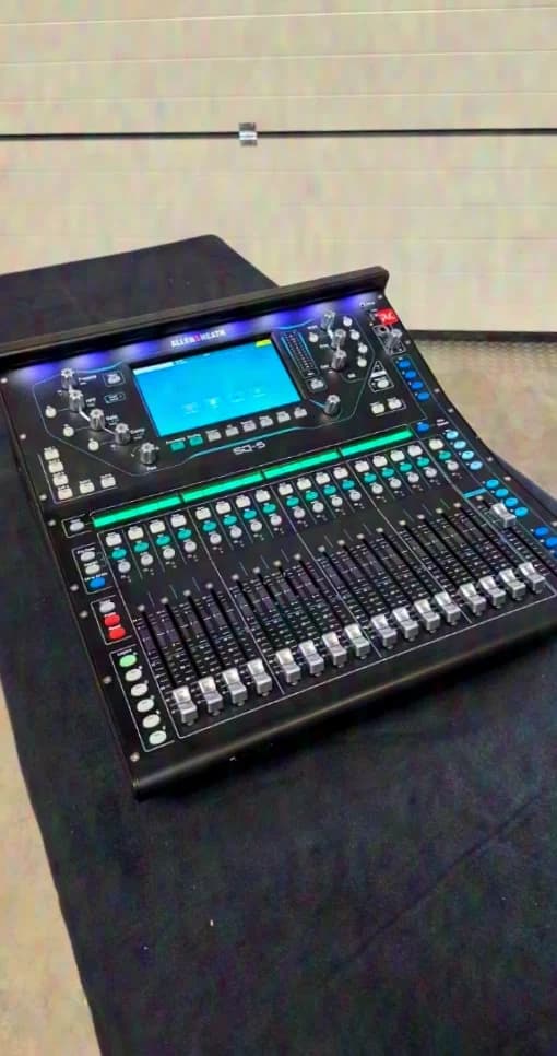 #91 Allen&Heath SQ-5 Digital mixing console