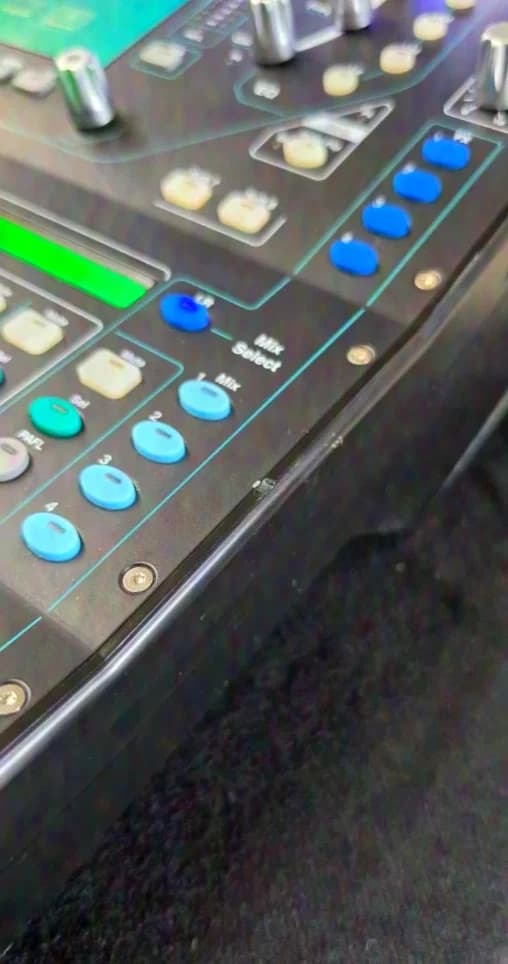 #91 Allen&Heath SQ-5 Digital mixing console