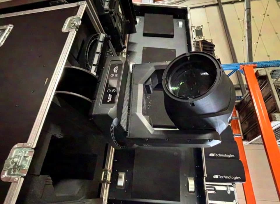 ADJ American DJ Hydro Beam X2 Moving Head 2-Piece Set in Case