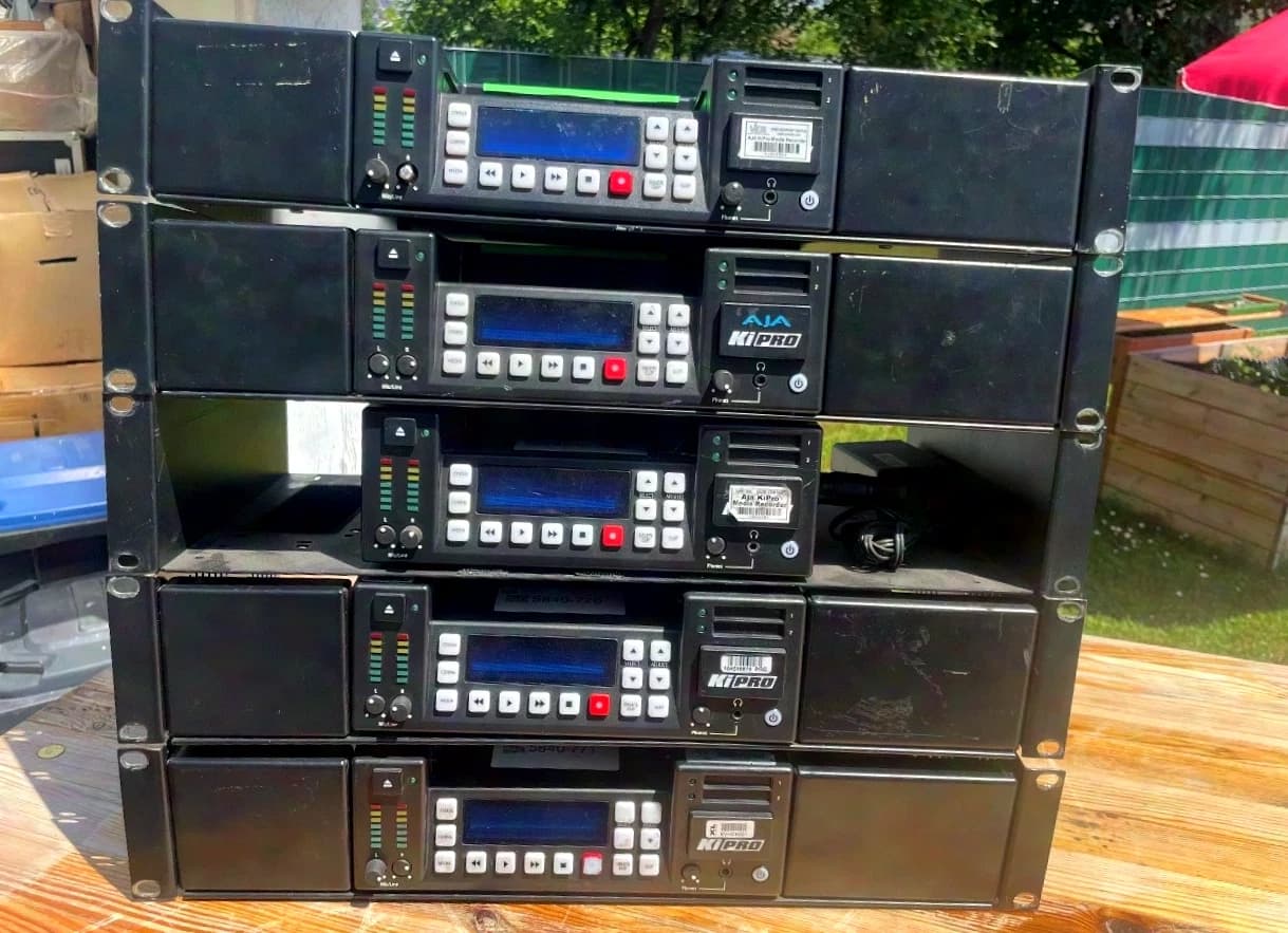 AJA KI PRO, 4 units