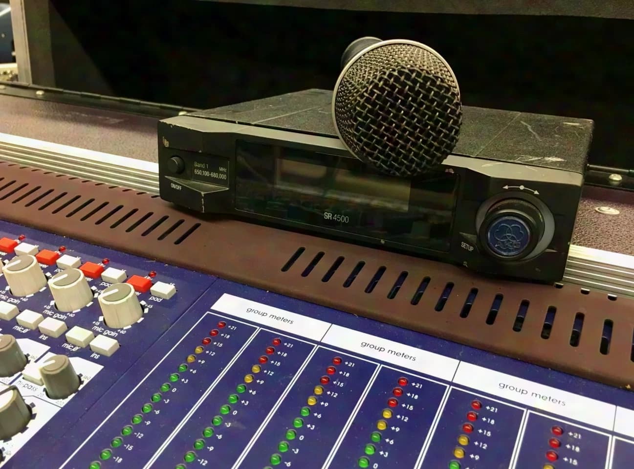 AKG 4500