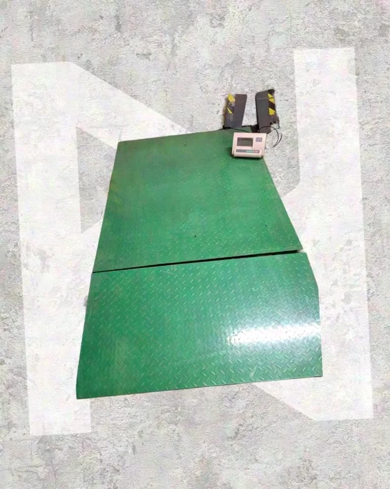 ALLPAX A12 floor scale (like new!)