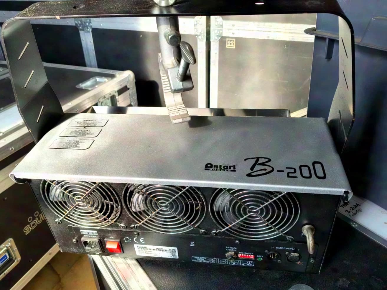ANTARI B200