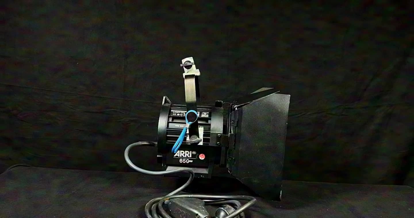 ARRI 650W Fresnel spotlight in black
