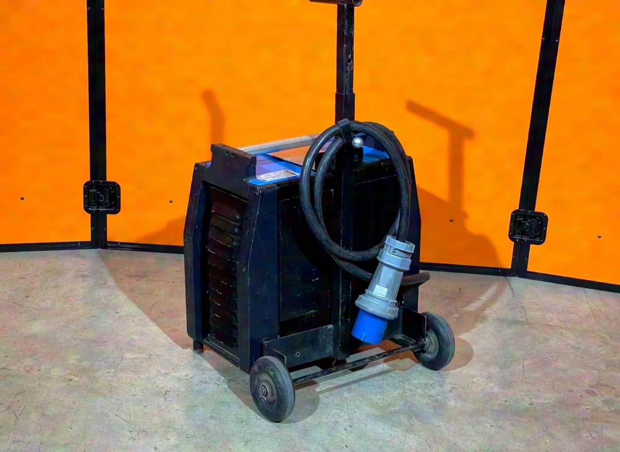 ARRI 6/12 EB Universal Ballast incl. Trolley
