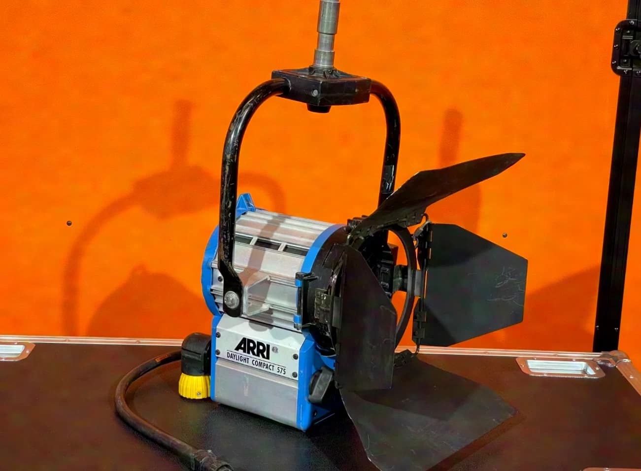 ARRI DAYLIGHT COMPACT 575 p.o. Daylight Fresnel Spotlight 575W