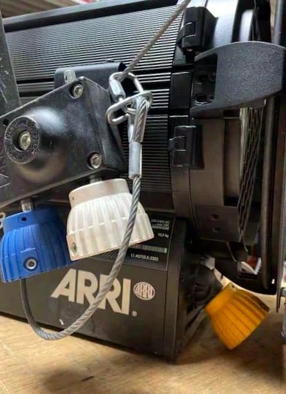 ARRI True Blue ST2/3 MAN black P.O.